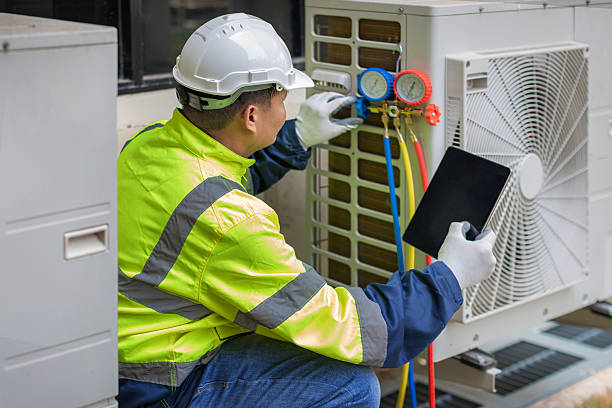Professional Hvac technician working in Bruceville, TX